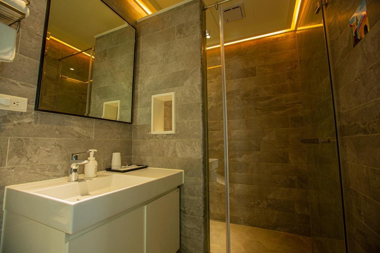Nanwan Station Hotel Eksteriør billede